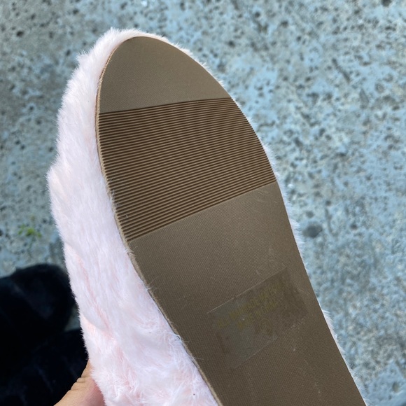 Fluff Vegan Fur Slingback Blush Slippers Sandals - Picture 7 of 7